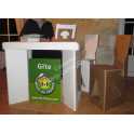 Stand en carton - 2 chaises et 1 table standard